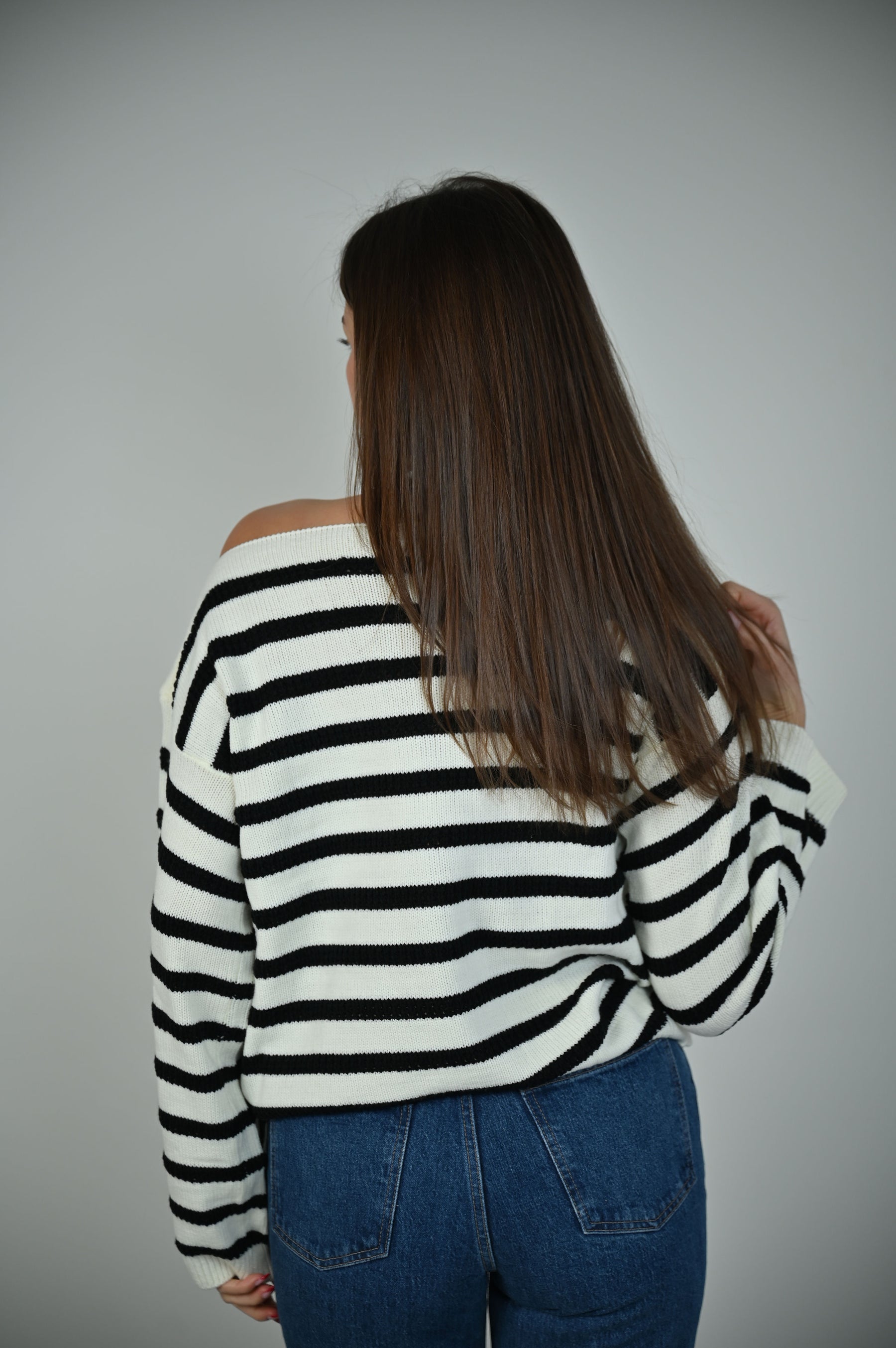 Tires Smoking Sweater