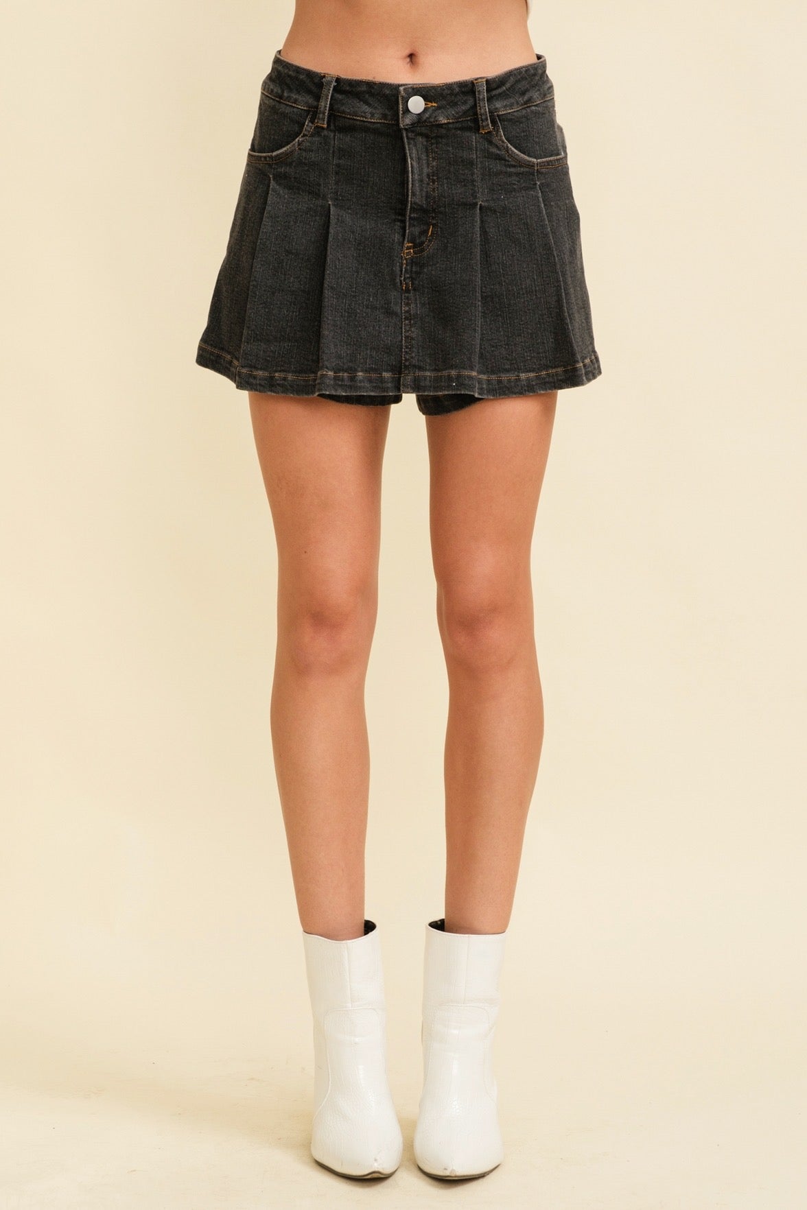 Pleated Mini Skirt - Black