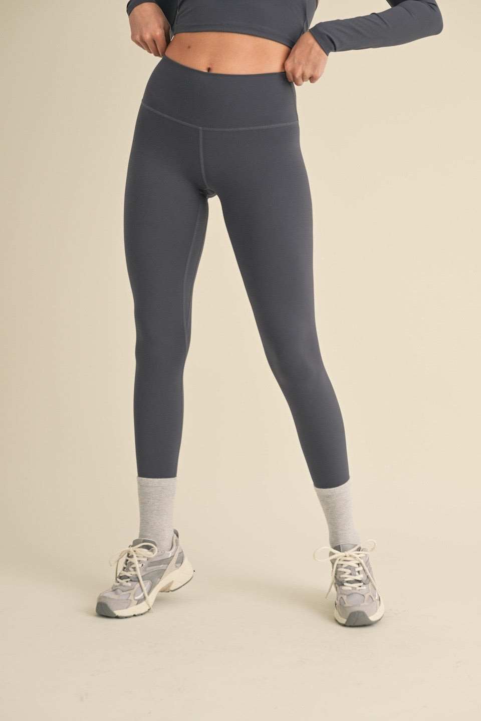 Performance High-Rise Leggings- Grey