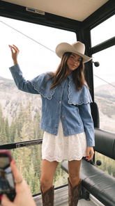 Gal Jean Top