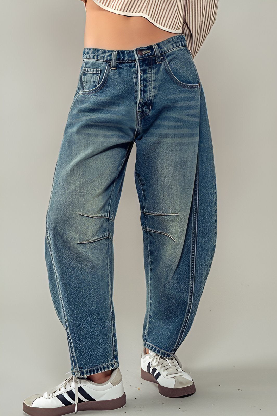 Distressed  Barrel Jeans