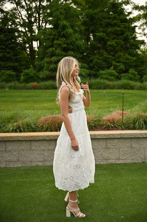 "White Party" Dress