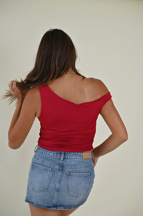 Saddie Top- Red