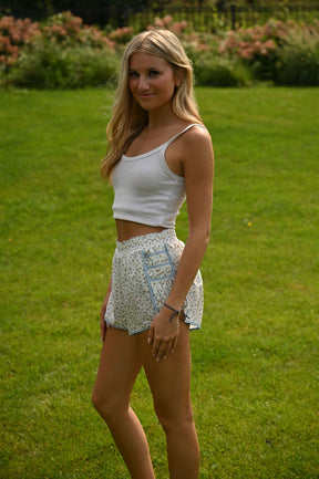 Ditsy On Point Shorts