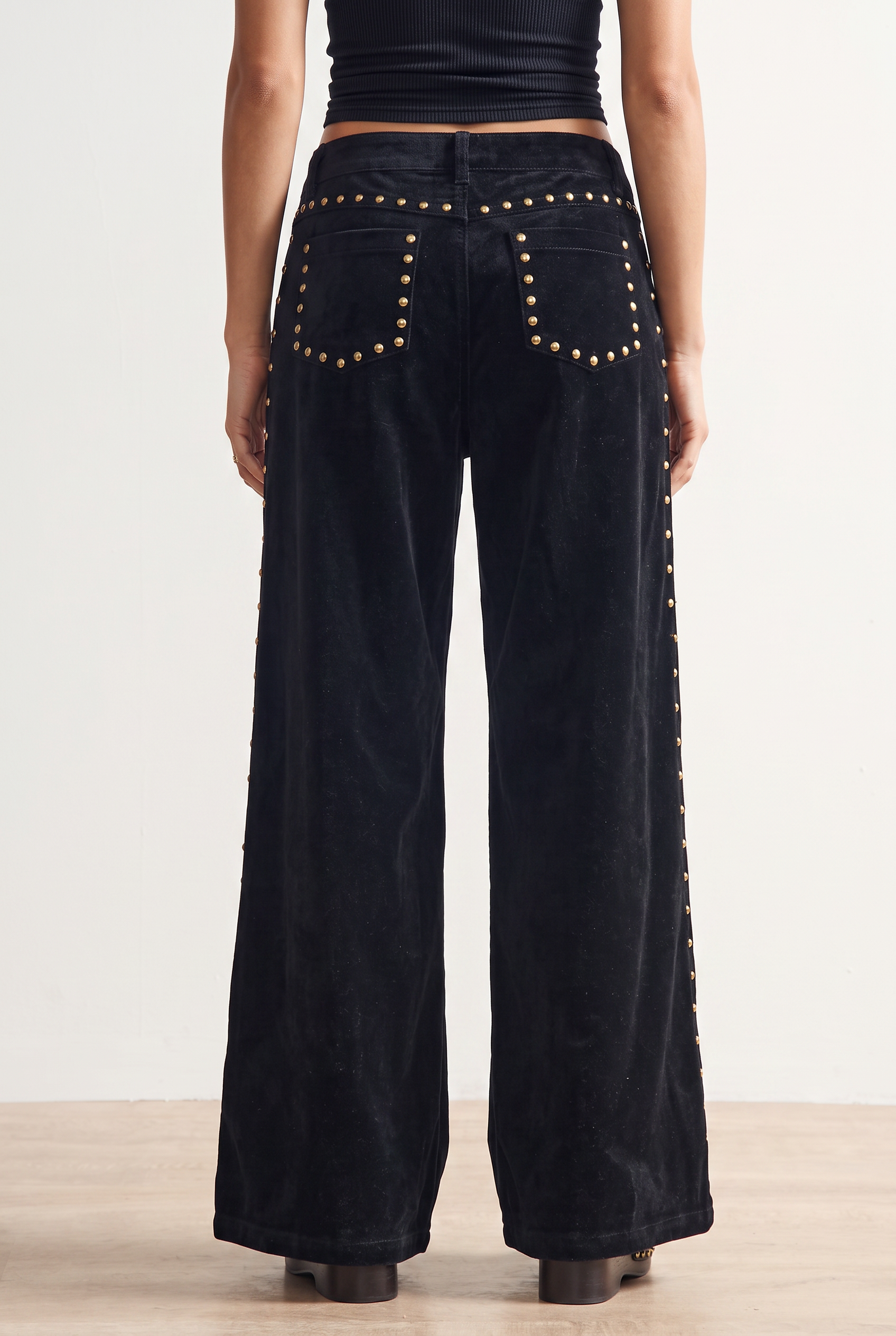 Stud Jeans
