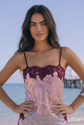 Queen Dress - Burgundy